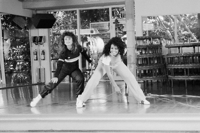 Paula Abdul and Janet Jackson — Nasty choreography3